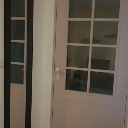 President - Place Des Martyrs - דירה *